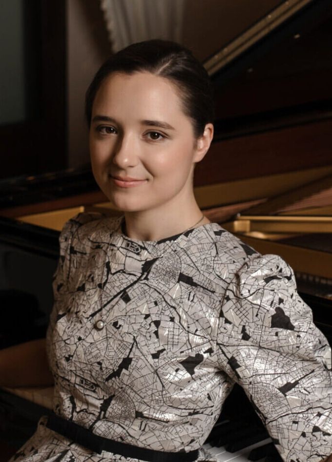 Елизавета Украинская и артисты ЗКР