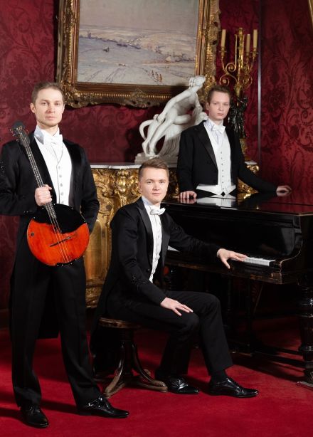 Эссе-квинтет. О любви и о весне