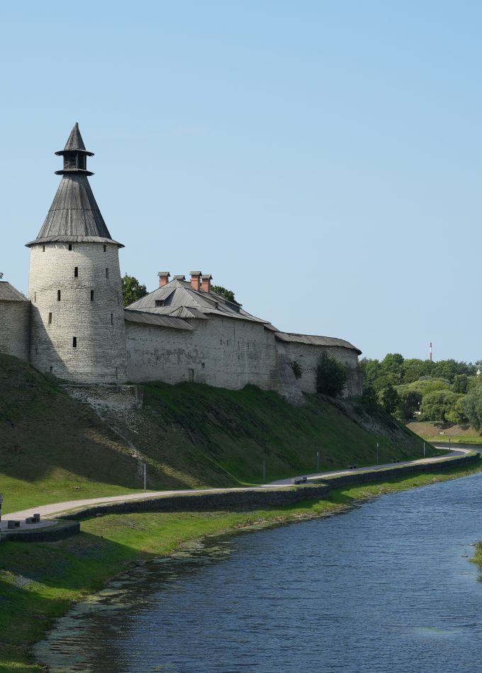 Древние крепости Руси: Псков —  Изборск — Печоры