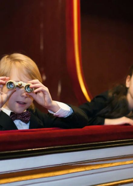 Кошка, которая гуляет сама по себе