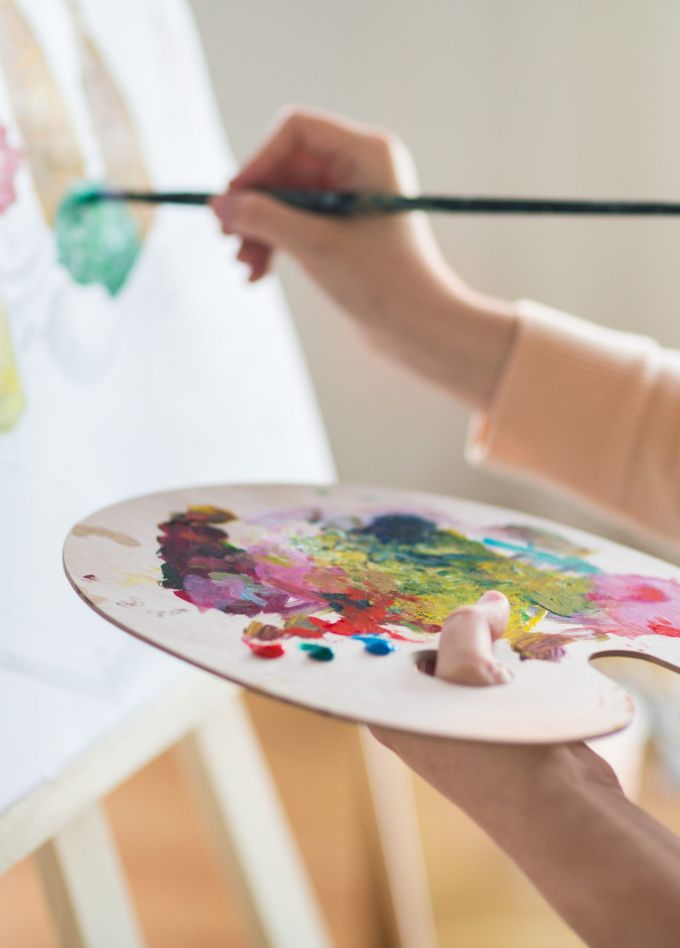 Картина за бокалом