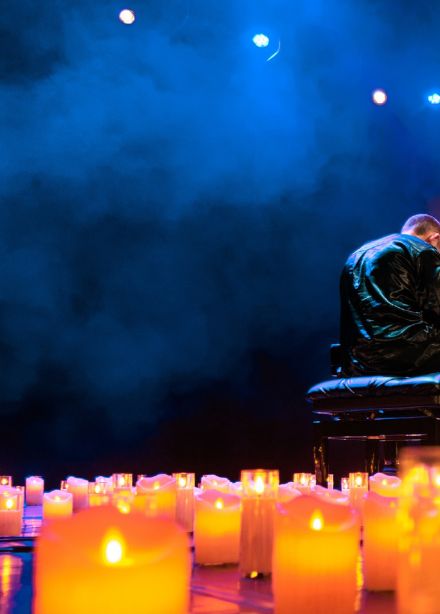 Вечер в Париже при свечах