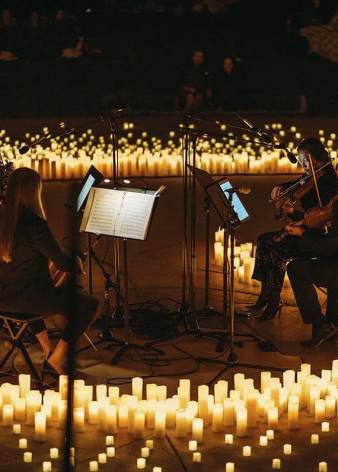 Саундтреки из кино при свечах