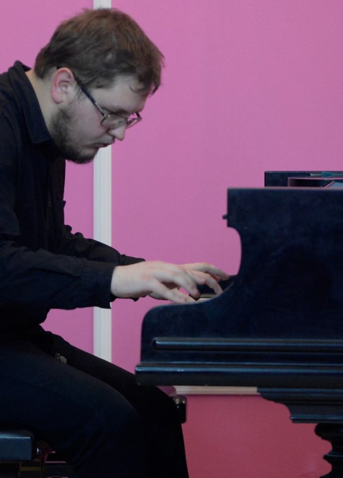 Виртуоз ХХI века Антон Самсонов. Великолепие Шопена