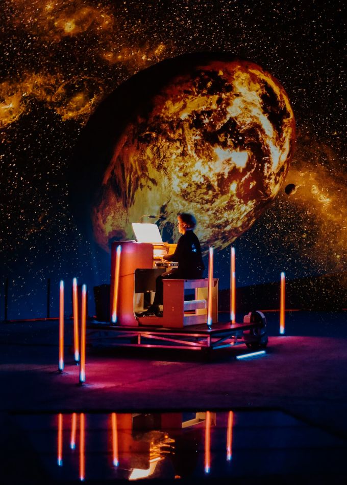 Орган в Планетарии