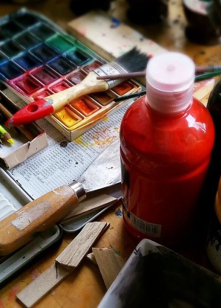 Роспись футболки в технике тай-дай