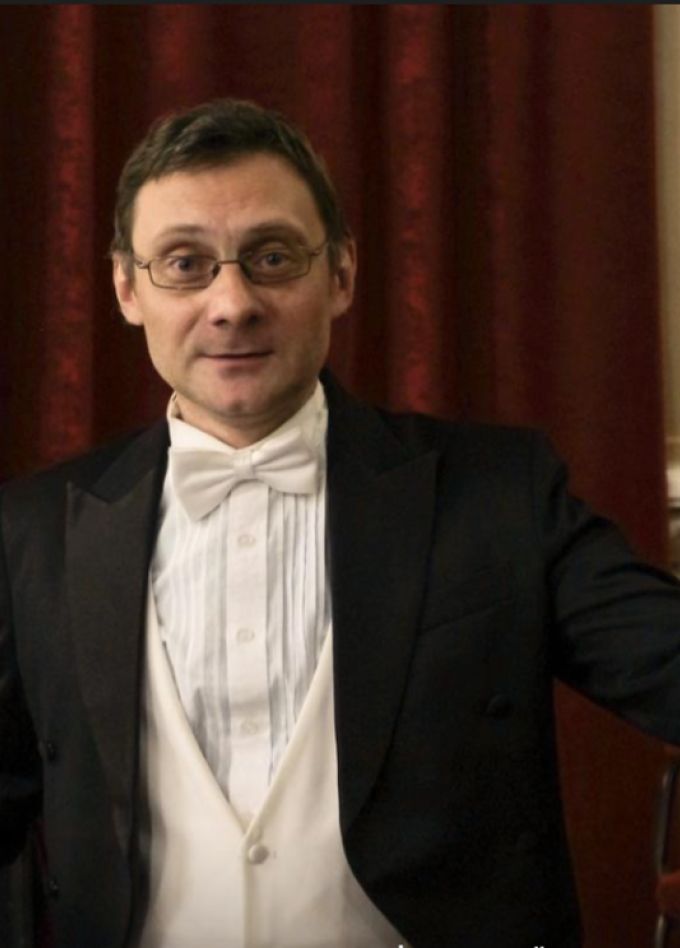 Оркестр Павла Опаровского. Апрельский снег — легко и невзначай