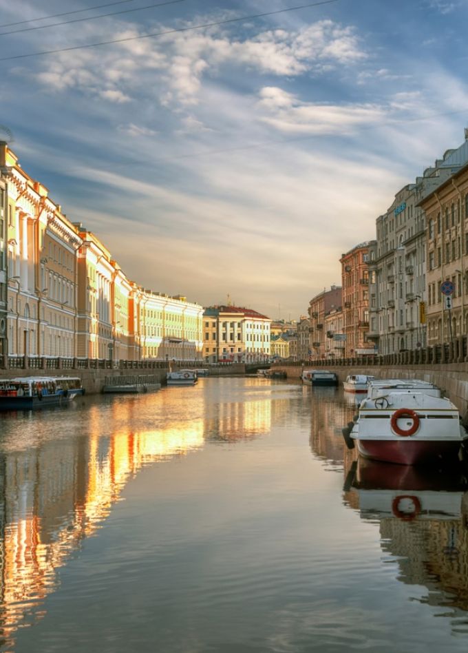 «Северная Венеция»: 5 рек и каналов, 30 мостов