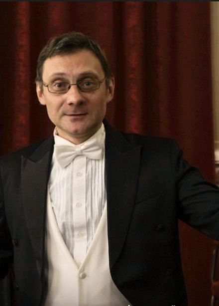 Оркестр Павла Опаровского. Апрельский снег — легко и невзначай