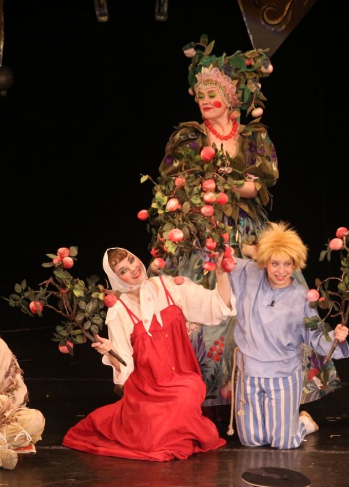 Гуси-лебеди и Баба-Яга