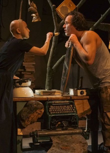 История коммунизма в рассказах для душевнобольных