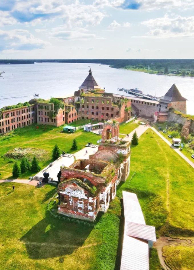 Тур в Карелию на 1 день "Крепость Орешек + Старая и Новая Ладога"