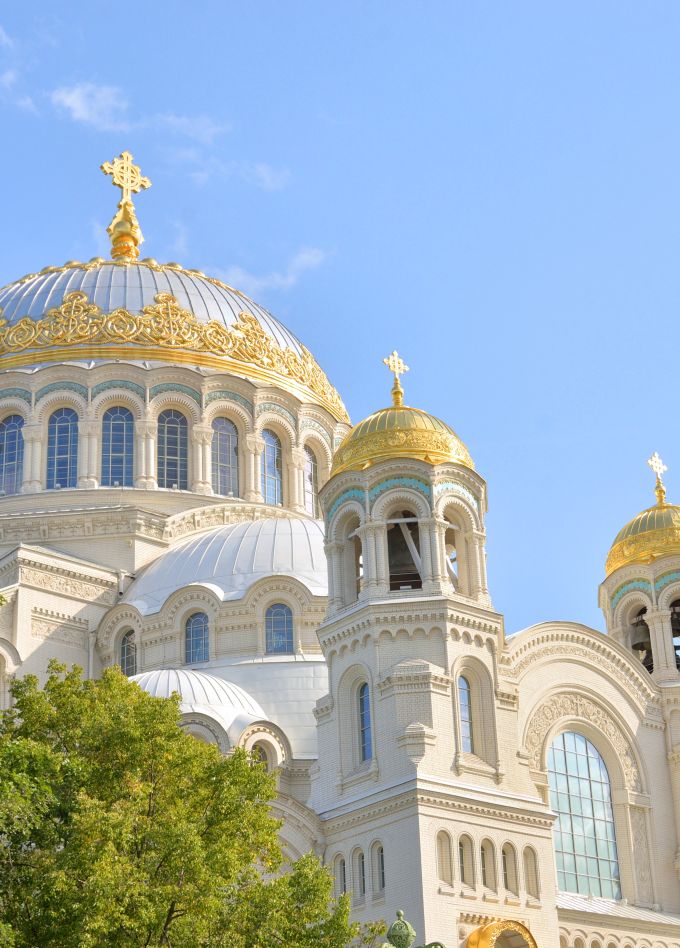 Кронштадт: Морской собор и Петровский док