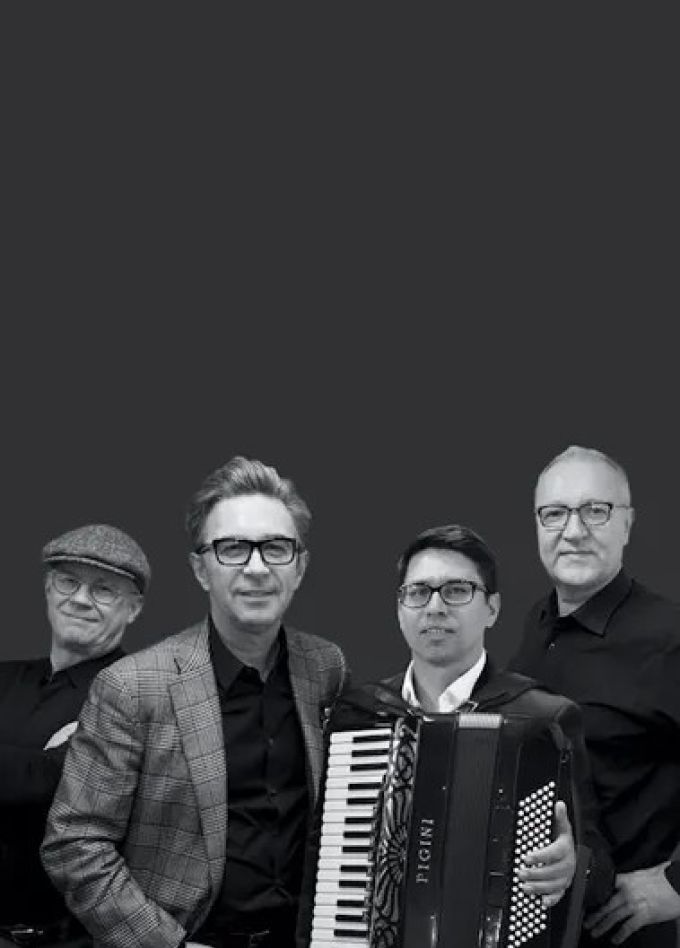 Валерий Сюткин и группа «Лайт Джаз»