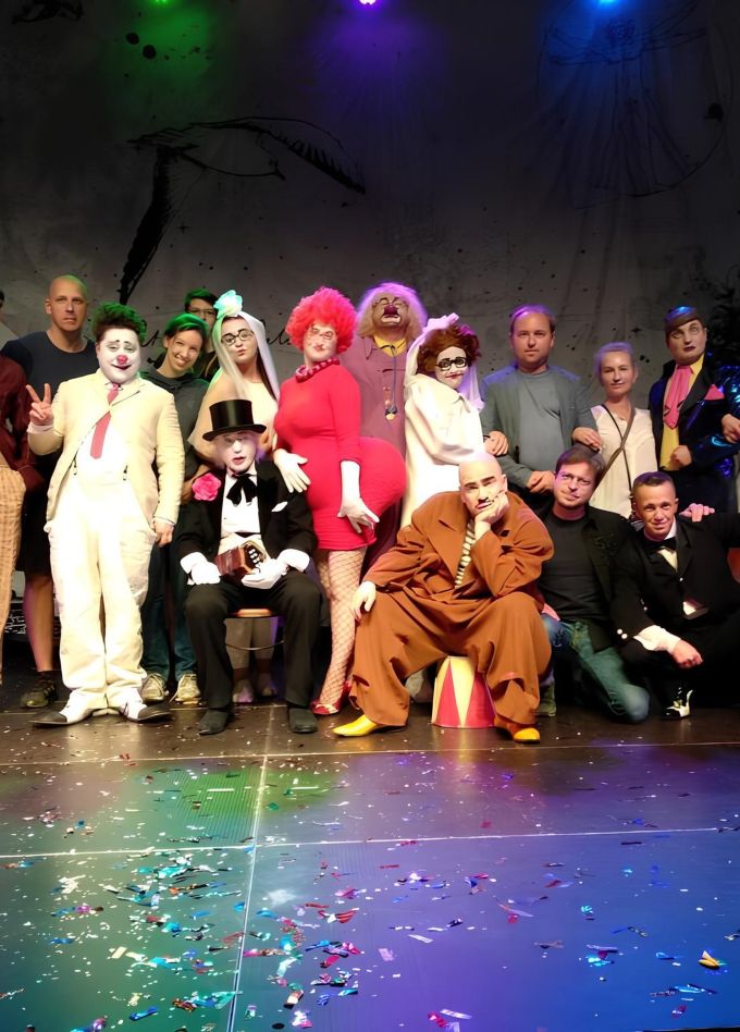 Озорное ревю