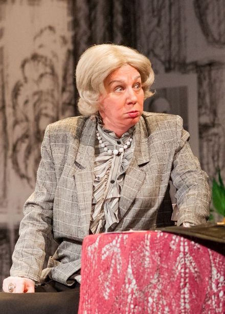 Спектакль «Раневская. Сквозь смех и слёзы!»