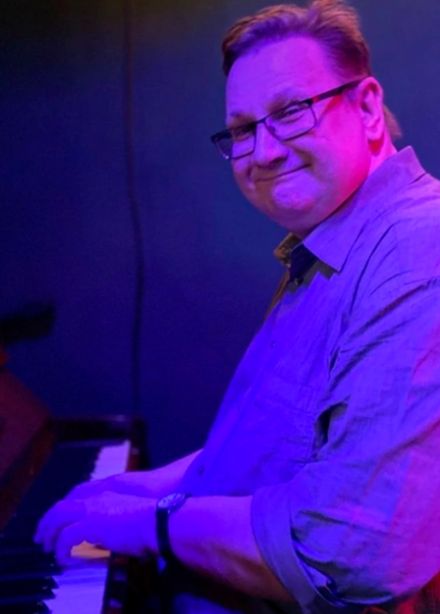 Трио Николая Сизова (фортепиано)