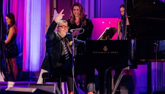 Концерт «Он - Сэр Элтон Джон. Трибьют»