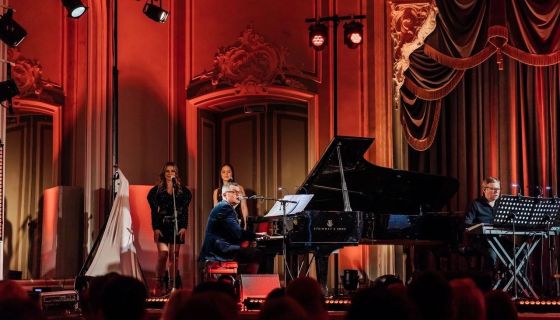 Концерт «Он - Сэр Элтон Джон. Трибьют»