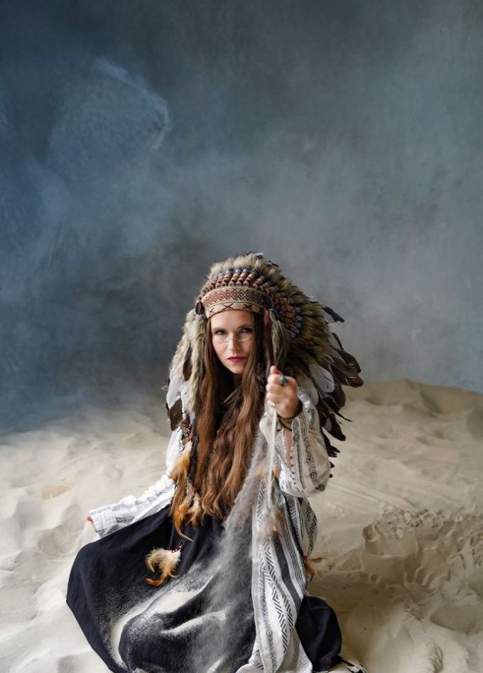 Евгения Рыбакова и группа «Обними Кита»