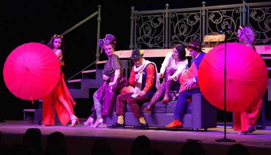 Спектакль «Шесть дней в браке»