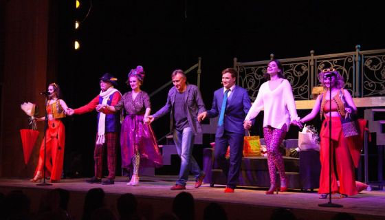 Спектакль «Шесть дней в браке»