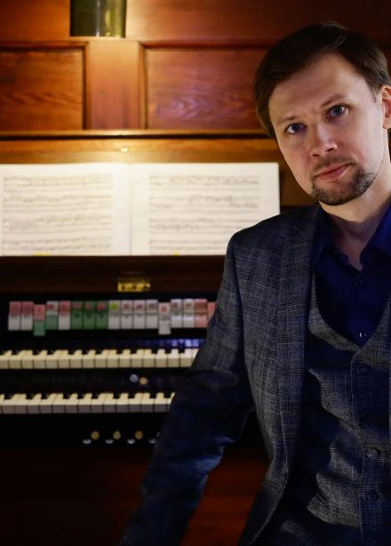 Вселенная Моцарта. Орган и голос