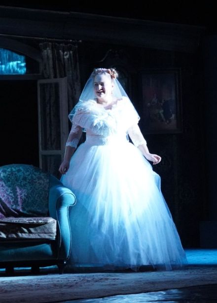 Фестиваль «Встречи в России». Спектакль «Женитьба. Фантасмагория»