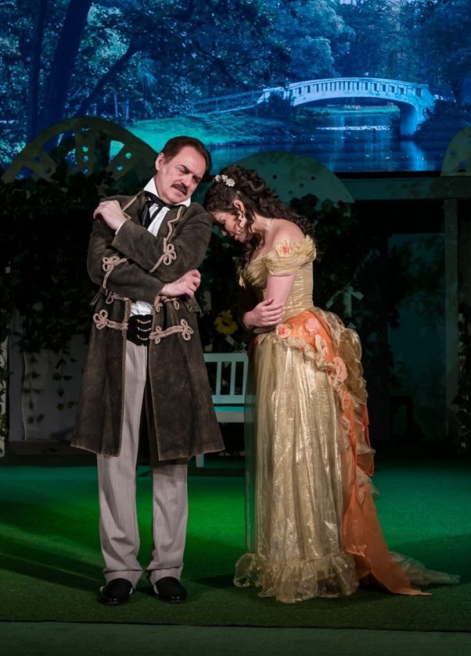 Спектакль «Богатые невесты»