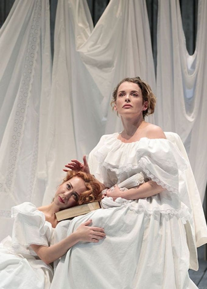 Спектакль «Анна Каренина в тропиках»