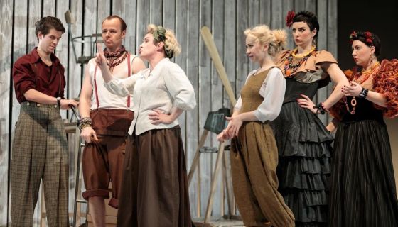 Спектакль «Анна Каренина в тропиках»