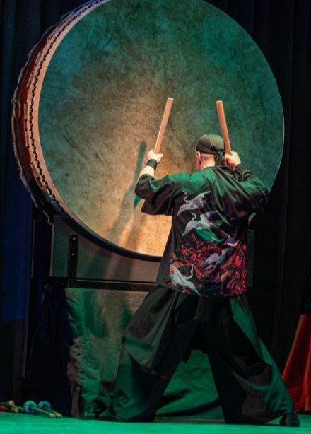 Концерт японских барабанов тайко