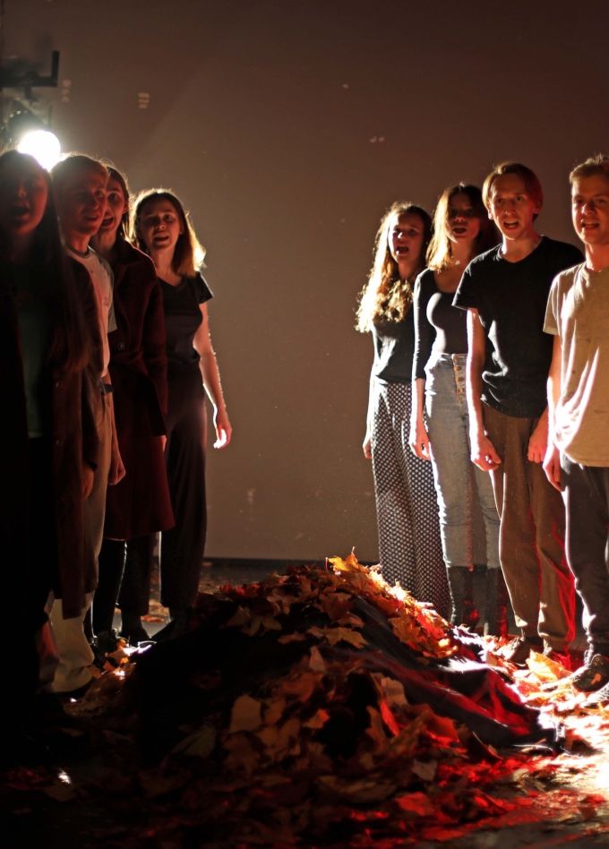 Спектакль, которого нет