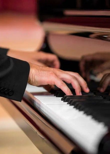 Спектакль «Любовь длиною в жизнь»