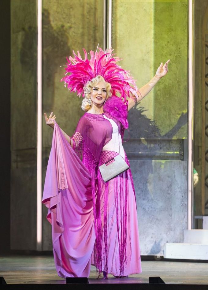 Мюзикл «Хорошенькое дельце, или Непыльная работёнка»