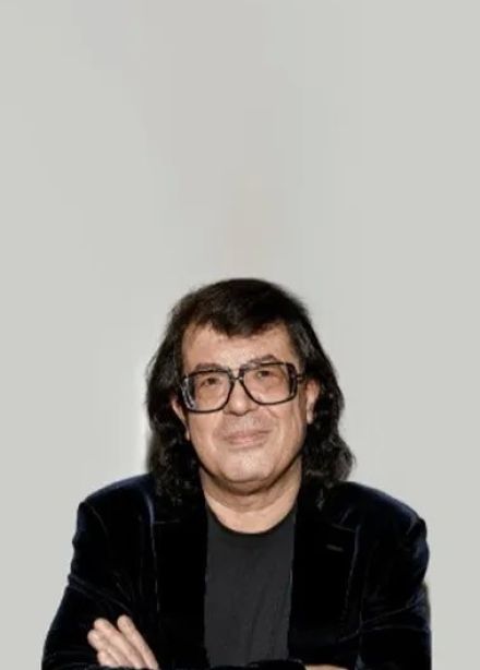 Игорь Корнелюк