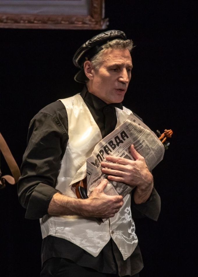 Спектакль «Довлатов. Наши. Хроники»