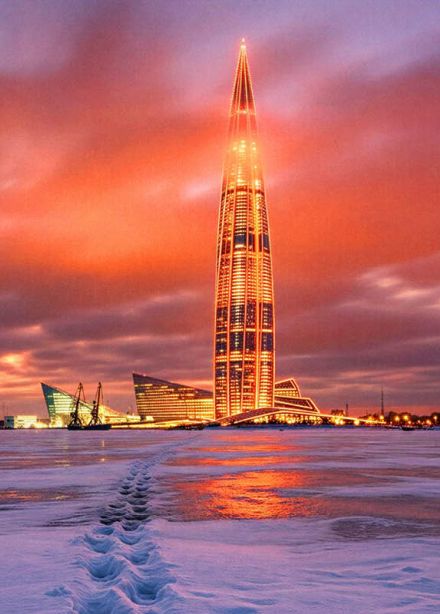 Цой, Горшок, Егор и Хой на Неве