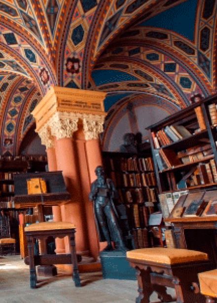 Тематические экскурсии по специализированным фондам и отделам. Отдел редких книг «Кабинет Фауста»