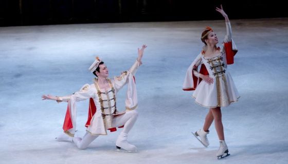 Балет на льду «Лебединое озеро»