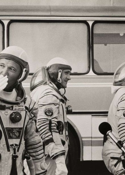 Экскурсия по выставке «Наш космос»