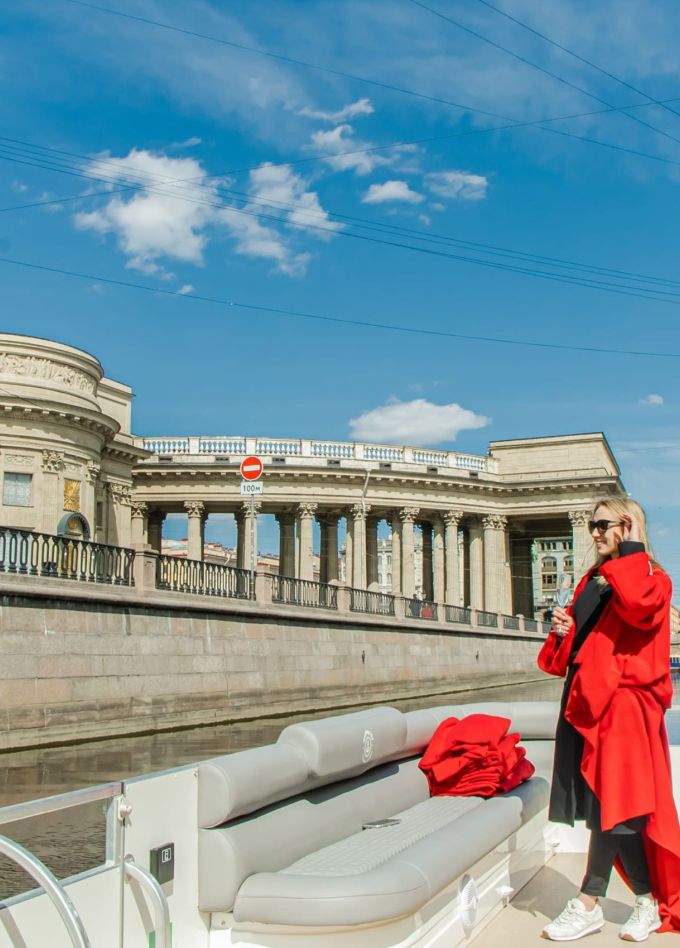 На катере по рекам и каналам Петербурга