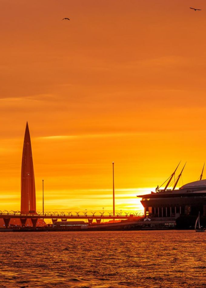 Концерт на закате. Золотые часы на Неве