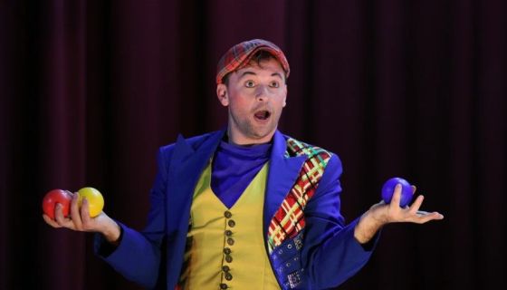 Цирк-шапито «Долины Диких Яблонь», Металлострой