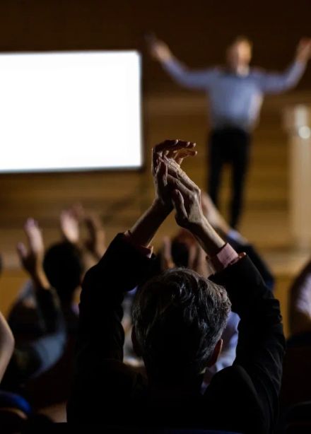 Бизнес-вечеринка с мастер-классами и нетворкингом