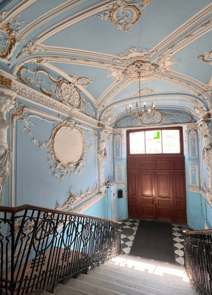 По дворам и парадным Петербурга. Персональная экскурсия